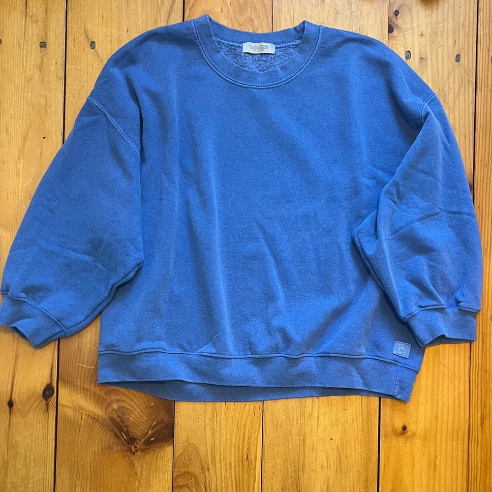 Ragabond Studio - Studio Puff Shorty Sweatshirt, Blue M/L